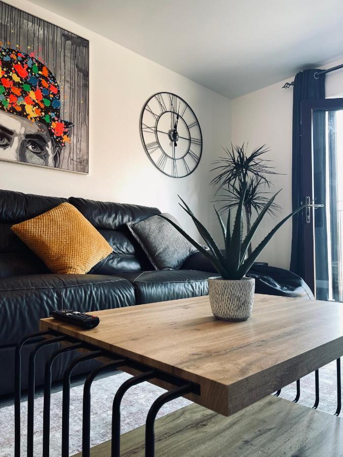 5 Lockside *free Private Parking* *city Centre* Ferienhaus