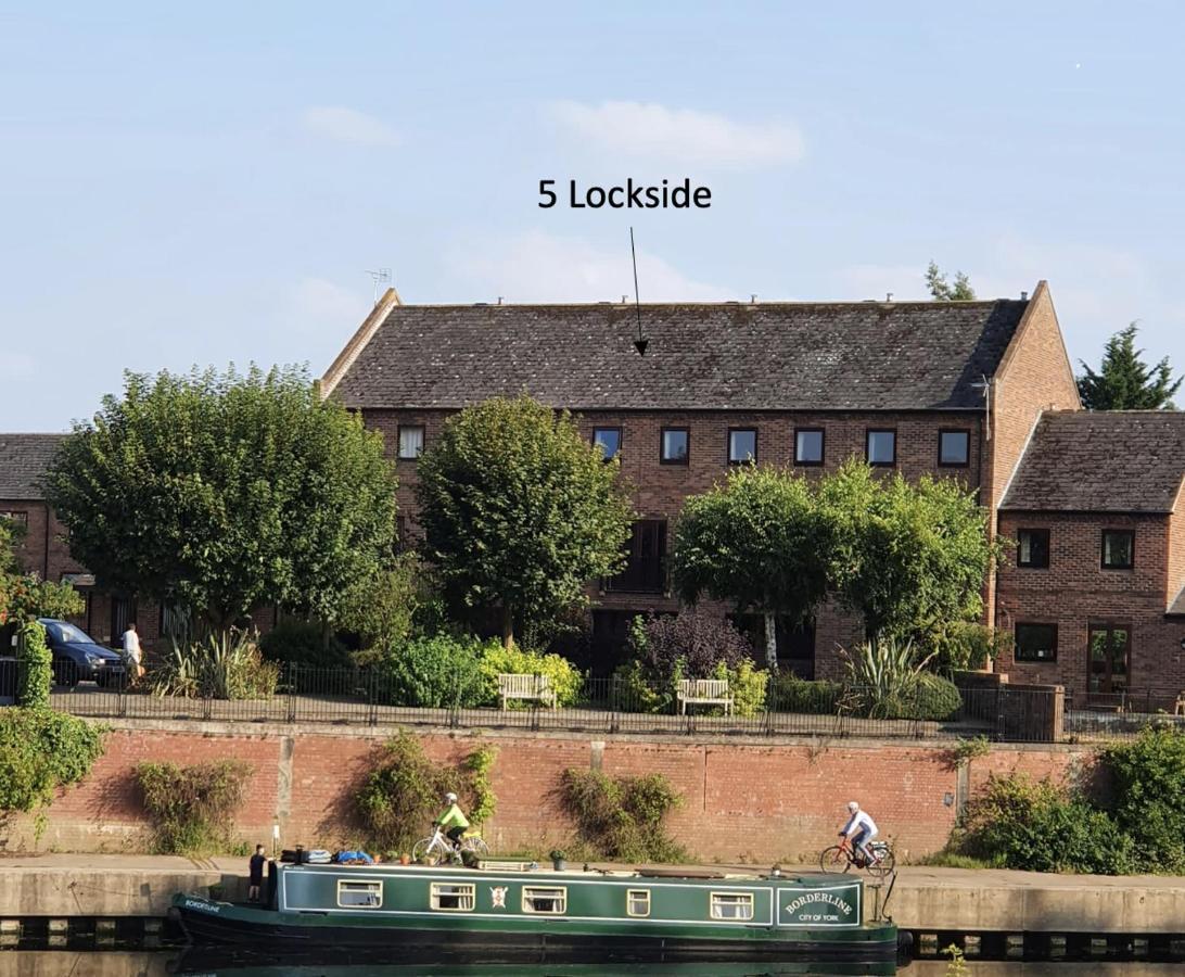 5 Lockside *free Private Parking* *city Centre* York