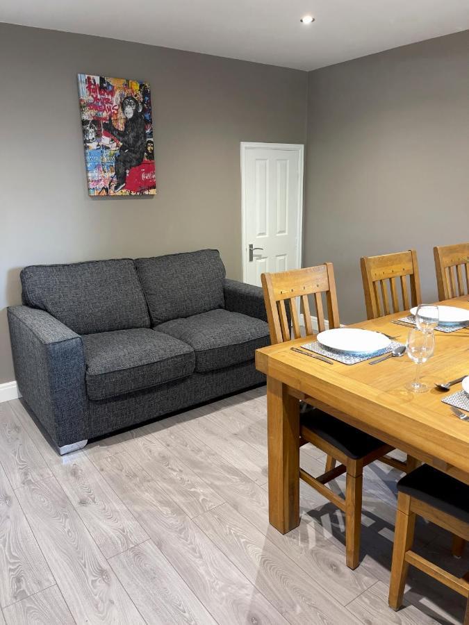 5 Lockside *free Private Parking* *city Centre* Holiday home